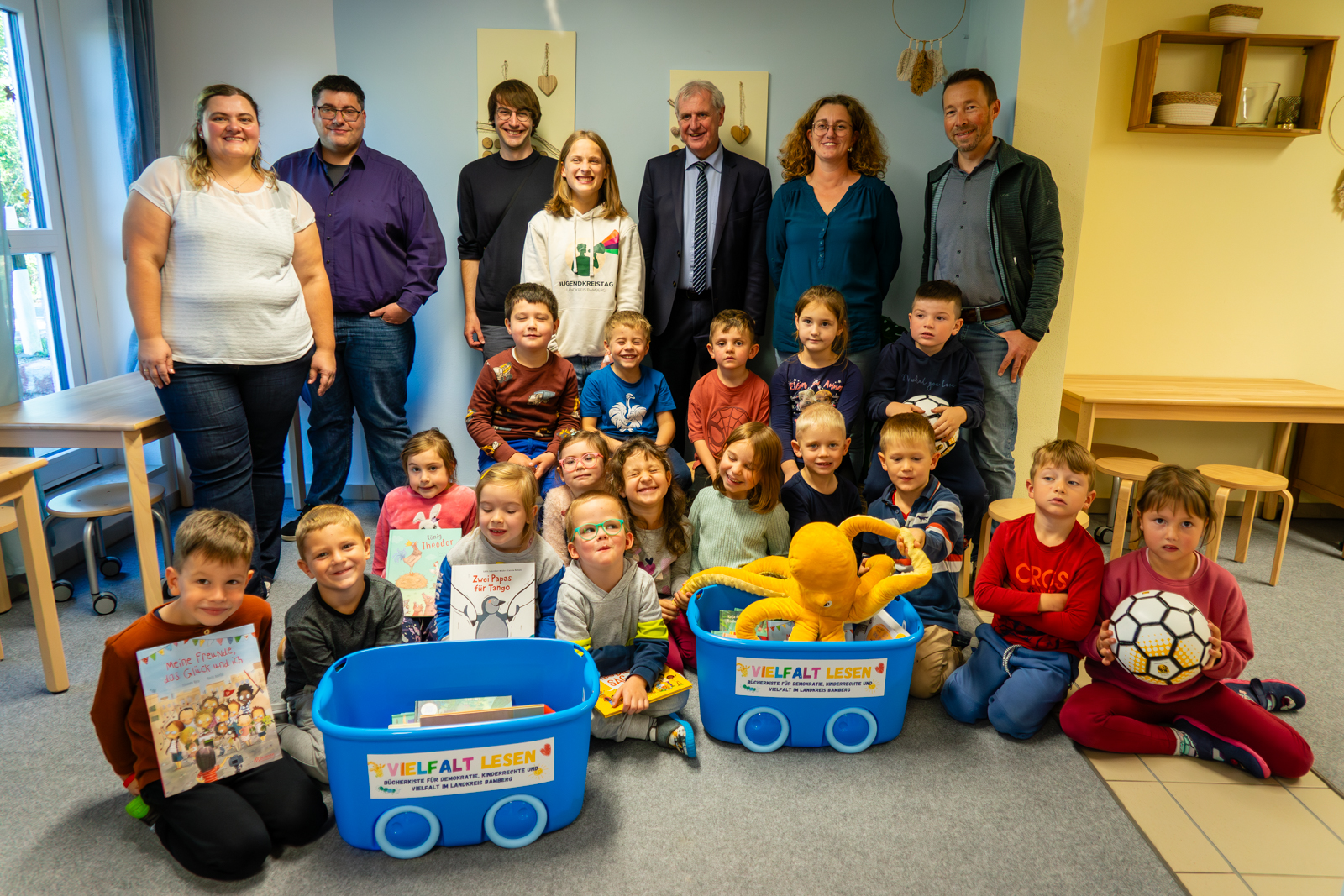 20251001-Bücherkiste VL Königsfeld - Kita St Jakobus Königsfeld (1)